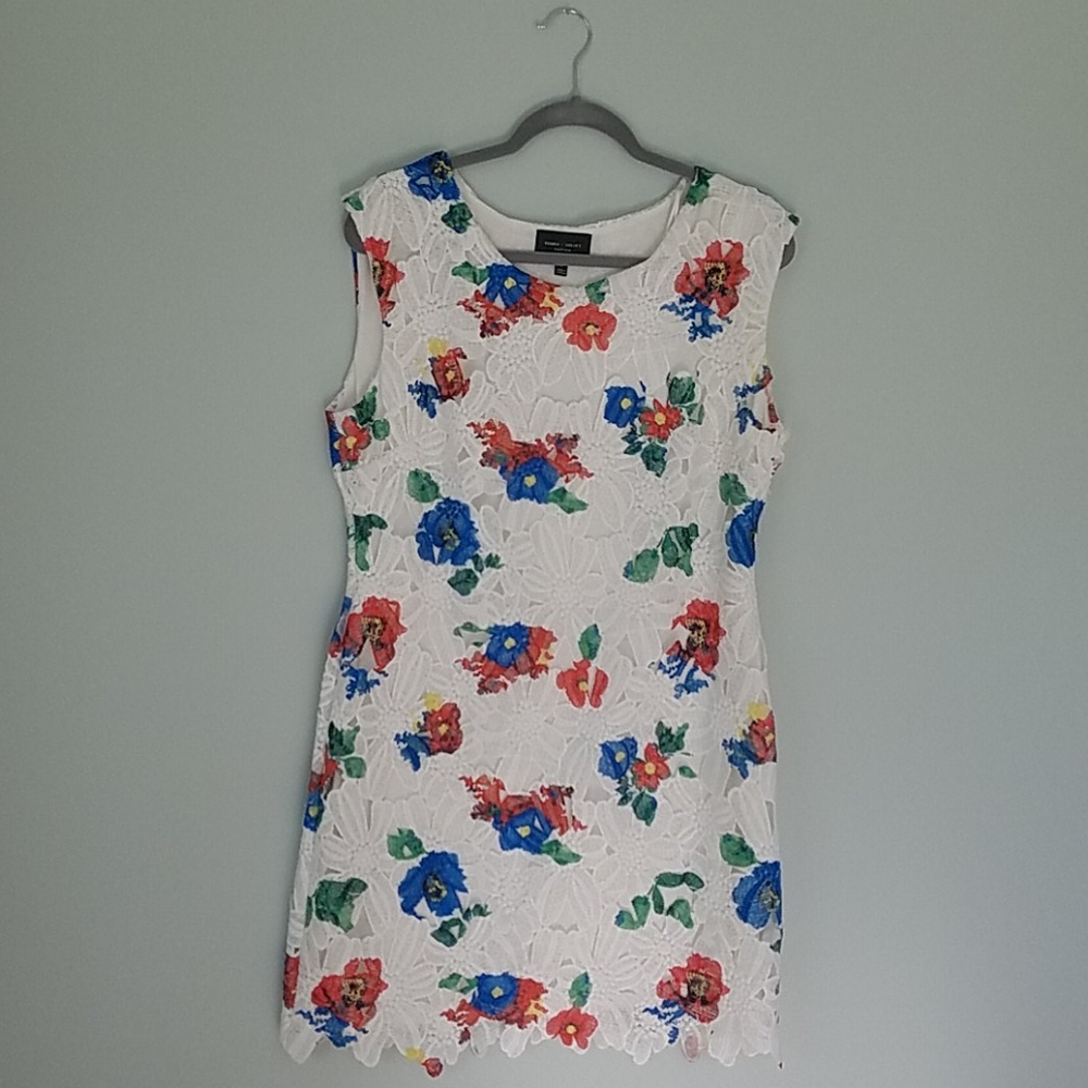 NOT AVAILABLE Romeo & Juliet white dress with red & blue flowers 🎉Host Pick!🎉